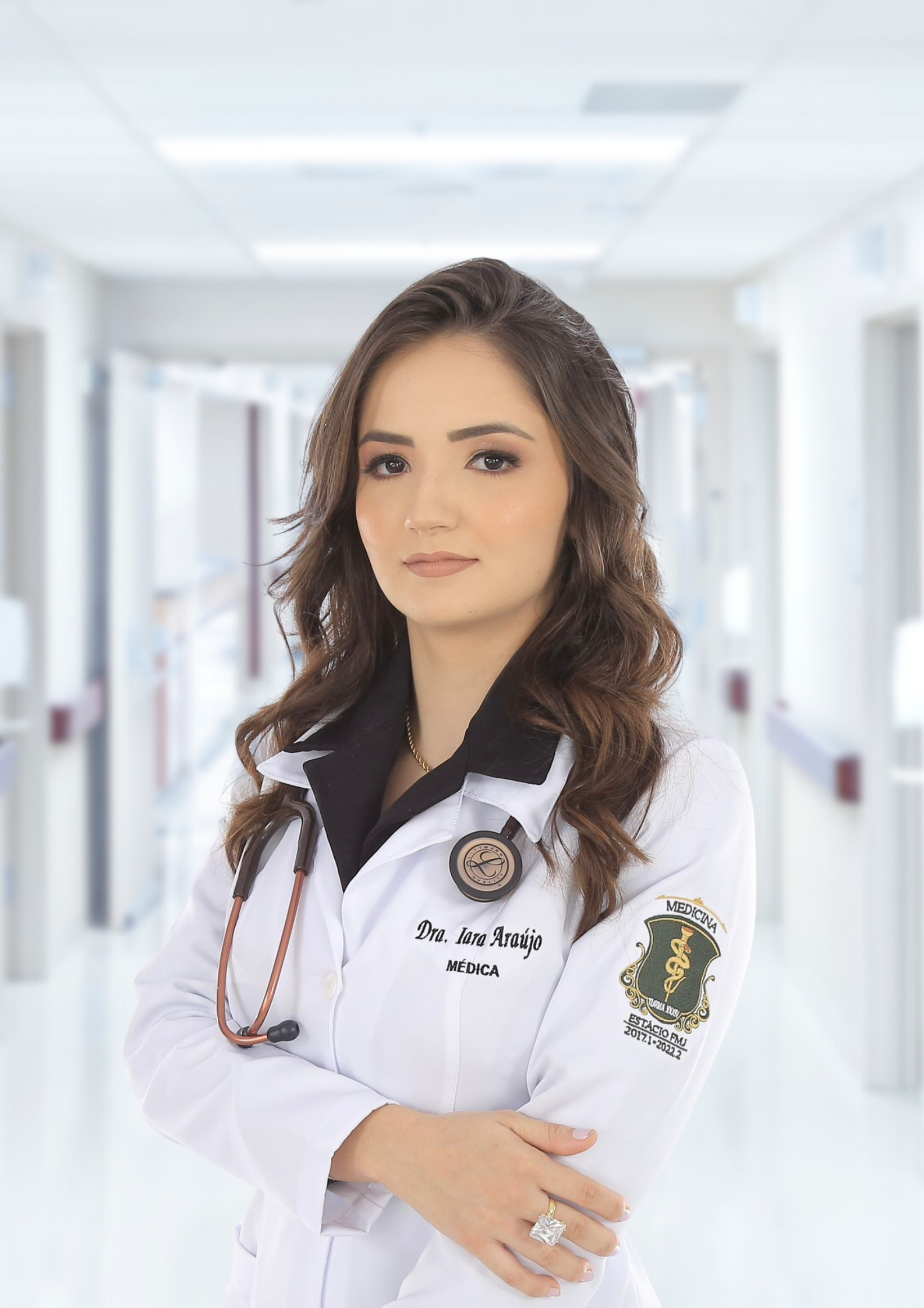 Dra. Iara Araújo Luna