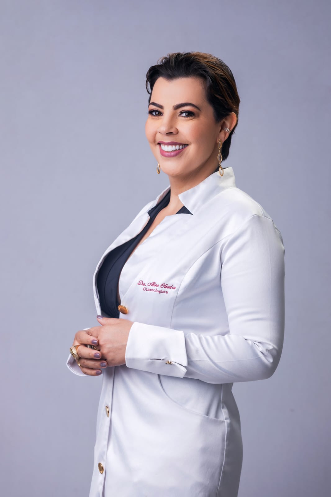 Dra. Aline Oliveira dos Santos 