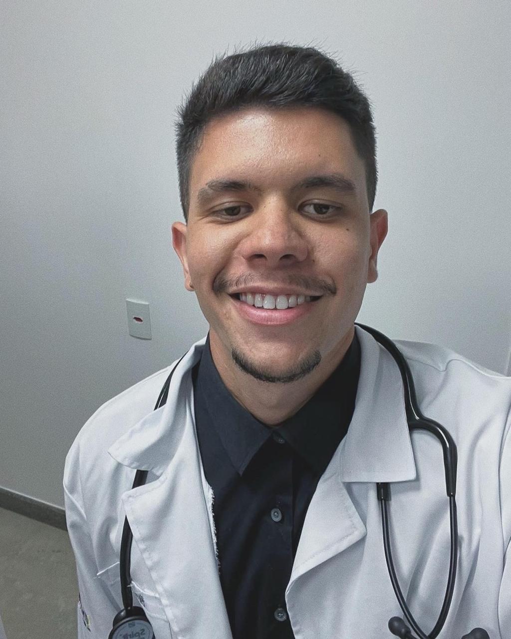 Dr.Elison Braian Zanin do Prado Silva 
