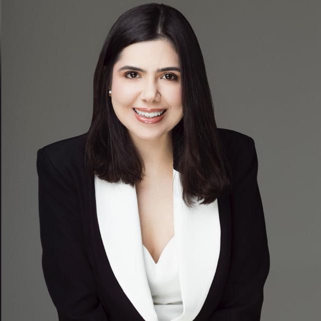 Dra. Renata Maria Didier Gazineu